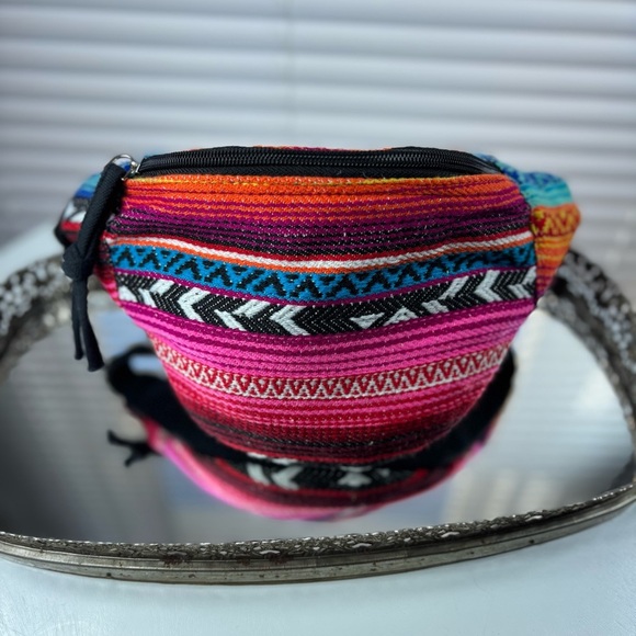 Bohemian Fanny Pack Aztect Tribal Pattern Zip Closure Festival Stash Belt Bag - Picture 2 of 8
